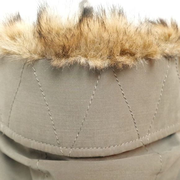 Hollister | Abercrombie | women’s Green Fur Hood coat. Size small. - Picture 8 of 9